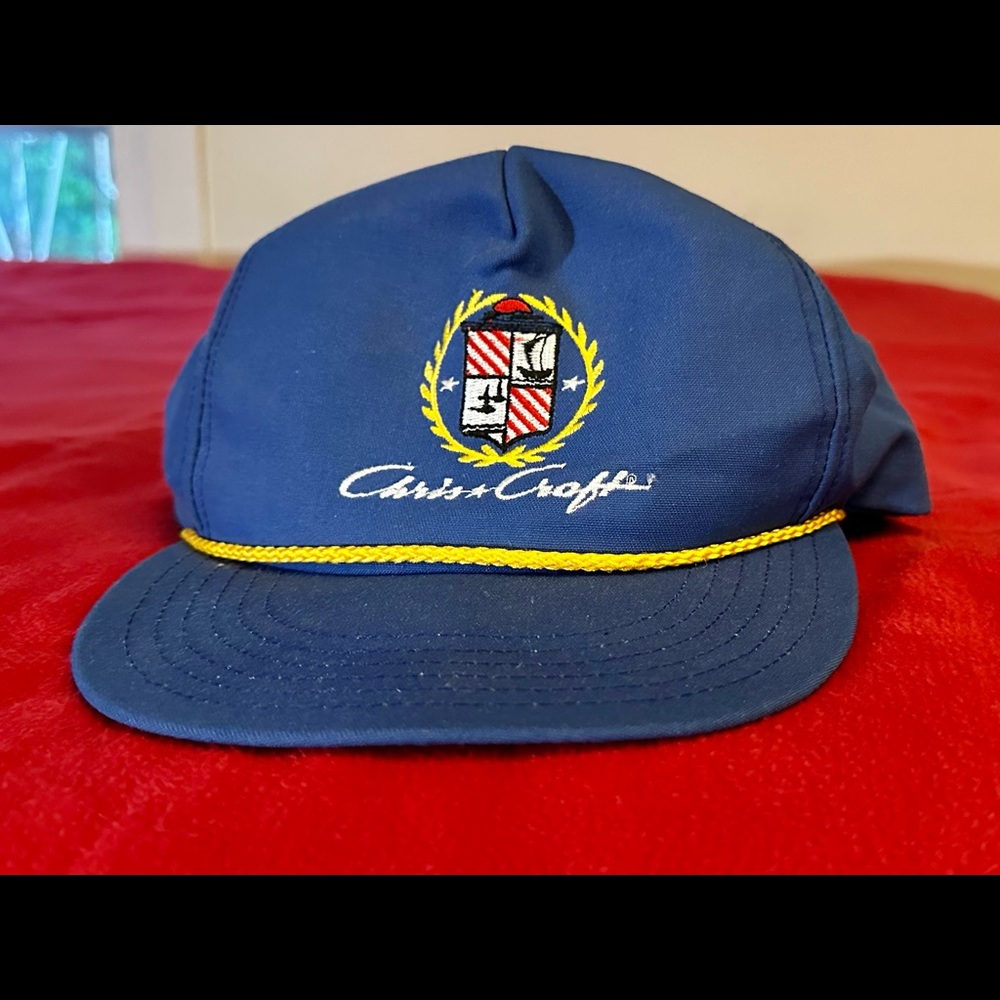 This is a vintage Chris Craft baseball hat